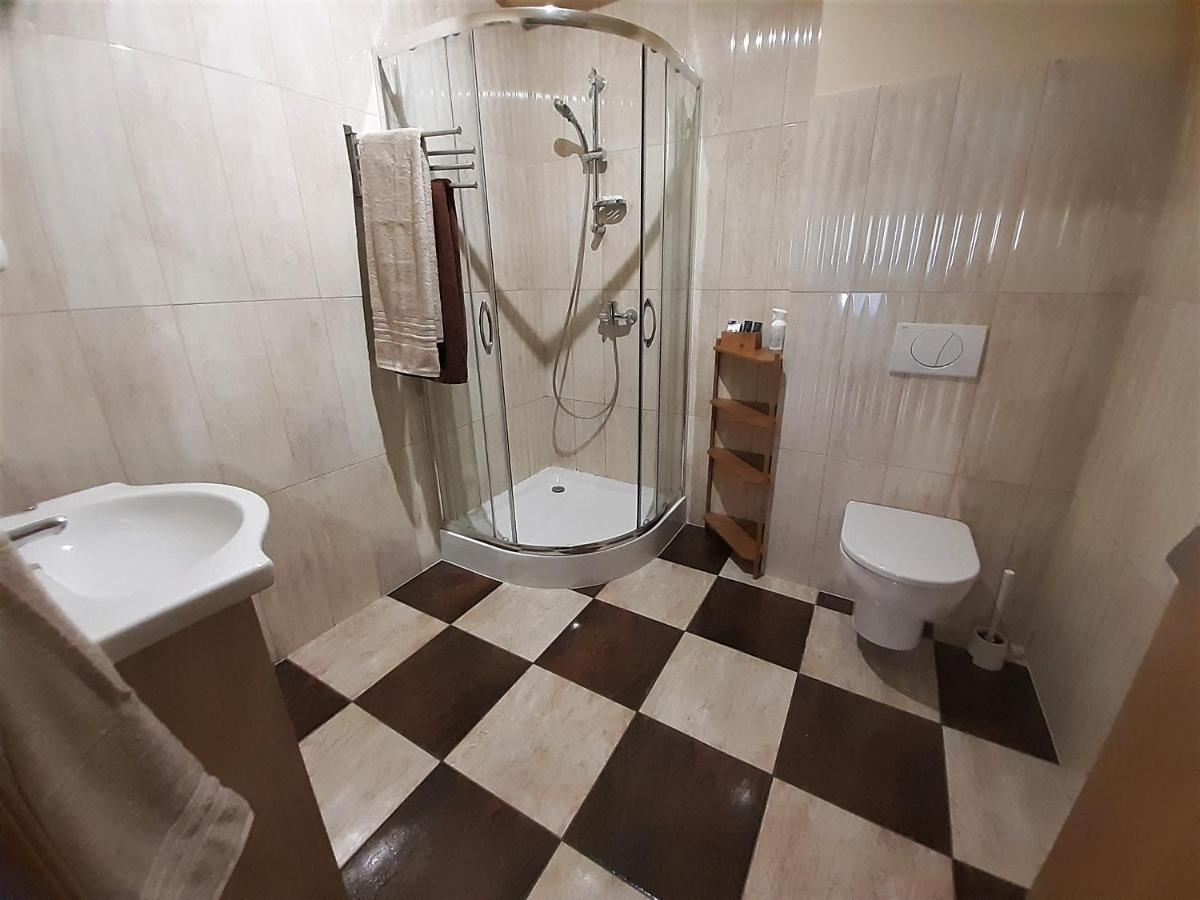 Pokoje Za Kinem Duszniki Zdroj Bagian luar foto